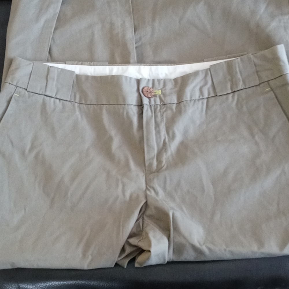 GAP Pants - Picture 5 of 5